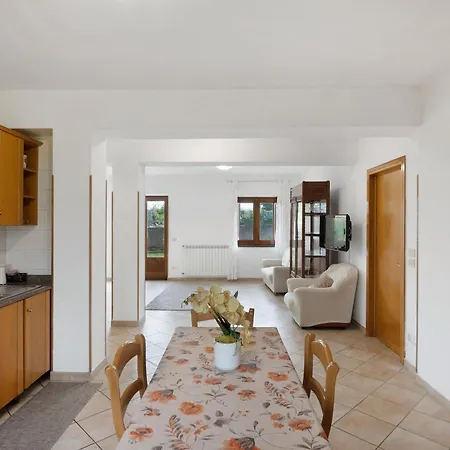 Zio Gennaro Apartment Agerola